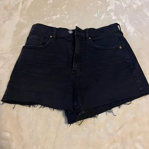 Black distressed Pacsun mom shorts